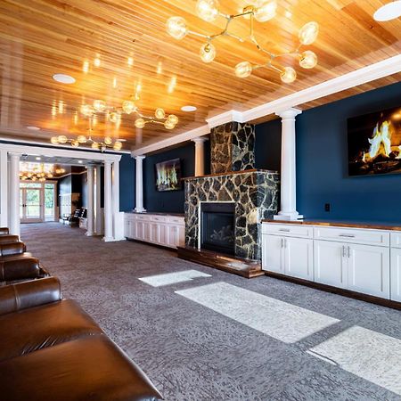 Stone Park Ellsworth-Bar Harbor Aparthotel Exterior photo