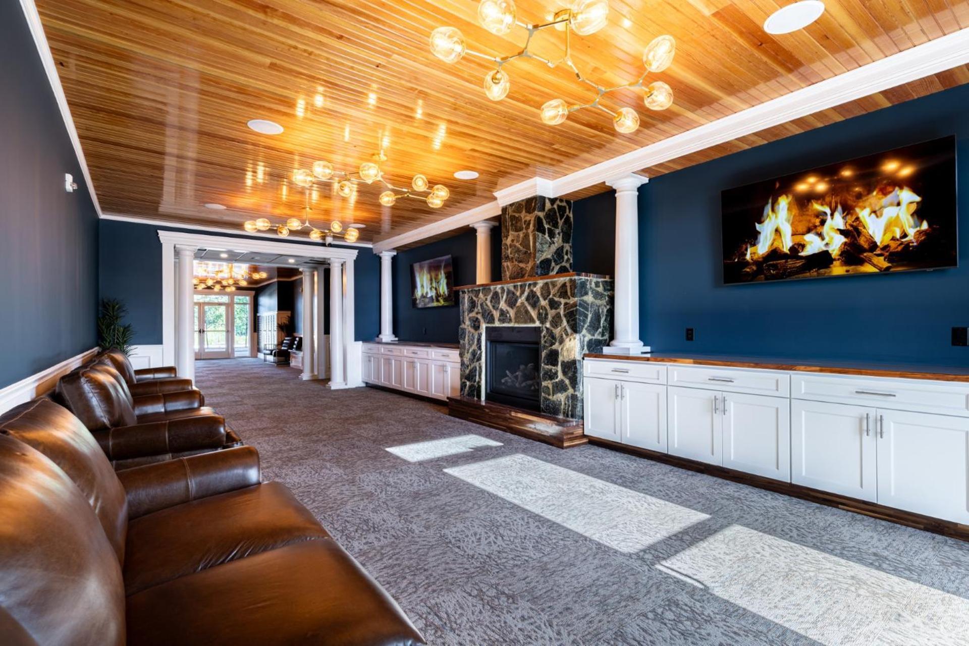 Stone Park Ellsworth-Bar Harbor Aparthotel Exterior photo